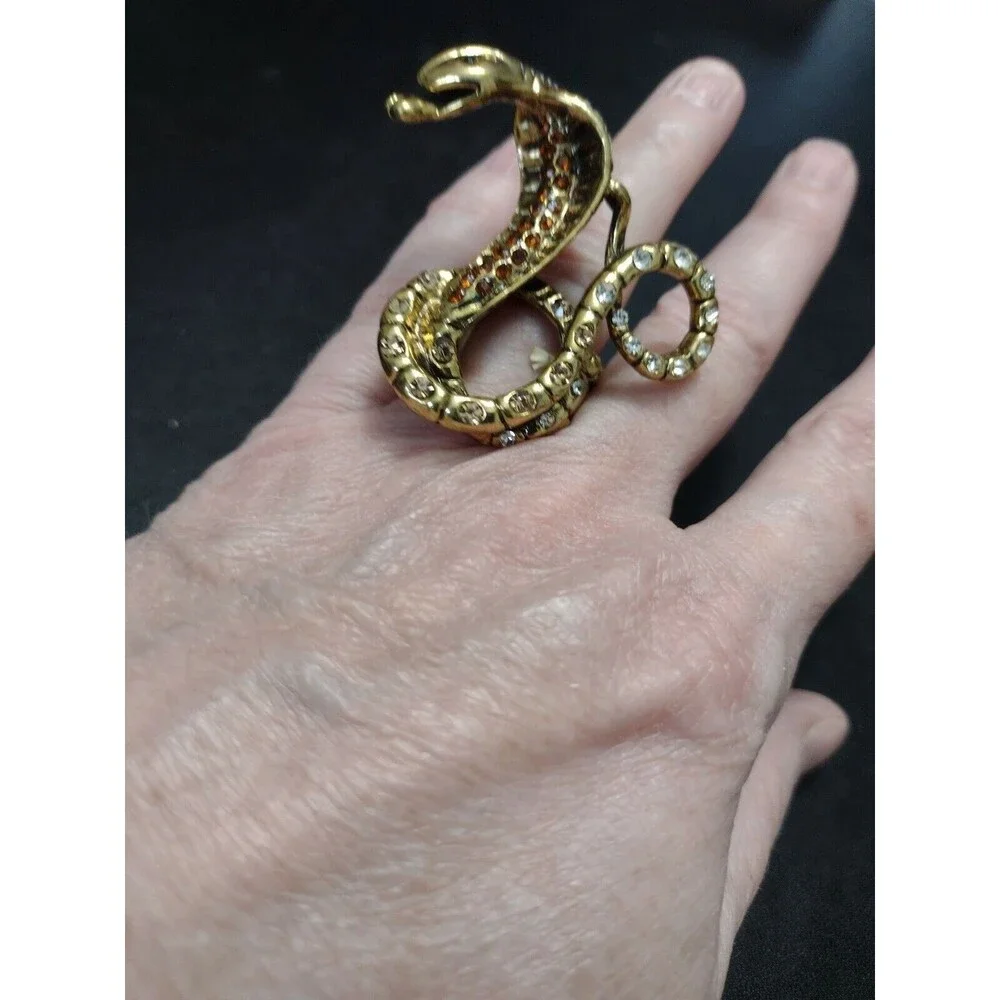 Gold tone rhinestone snake ring